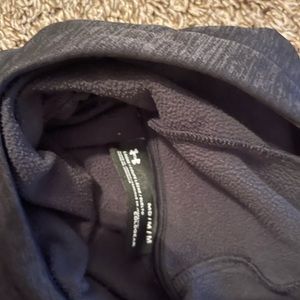 Women blackout UA hoodie